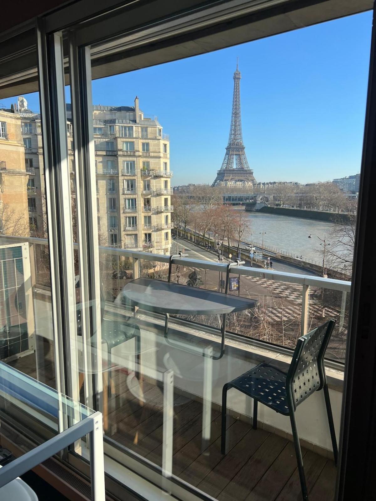 Luxury View Eiffel Tower 16th Trocadero Parijs