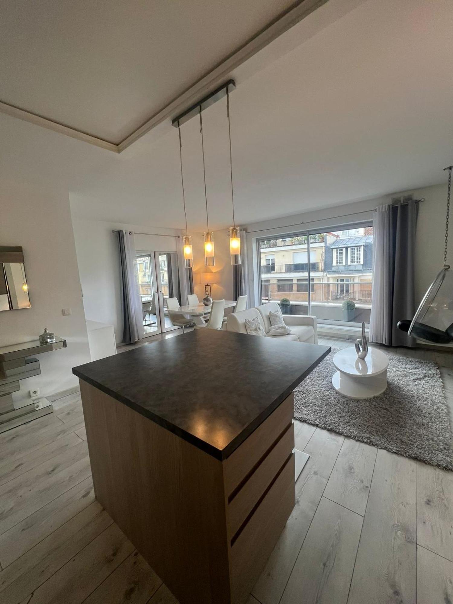 Appartement Luxury View Eiffel Tower 16th Trocadero Parijs